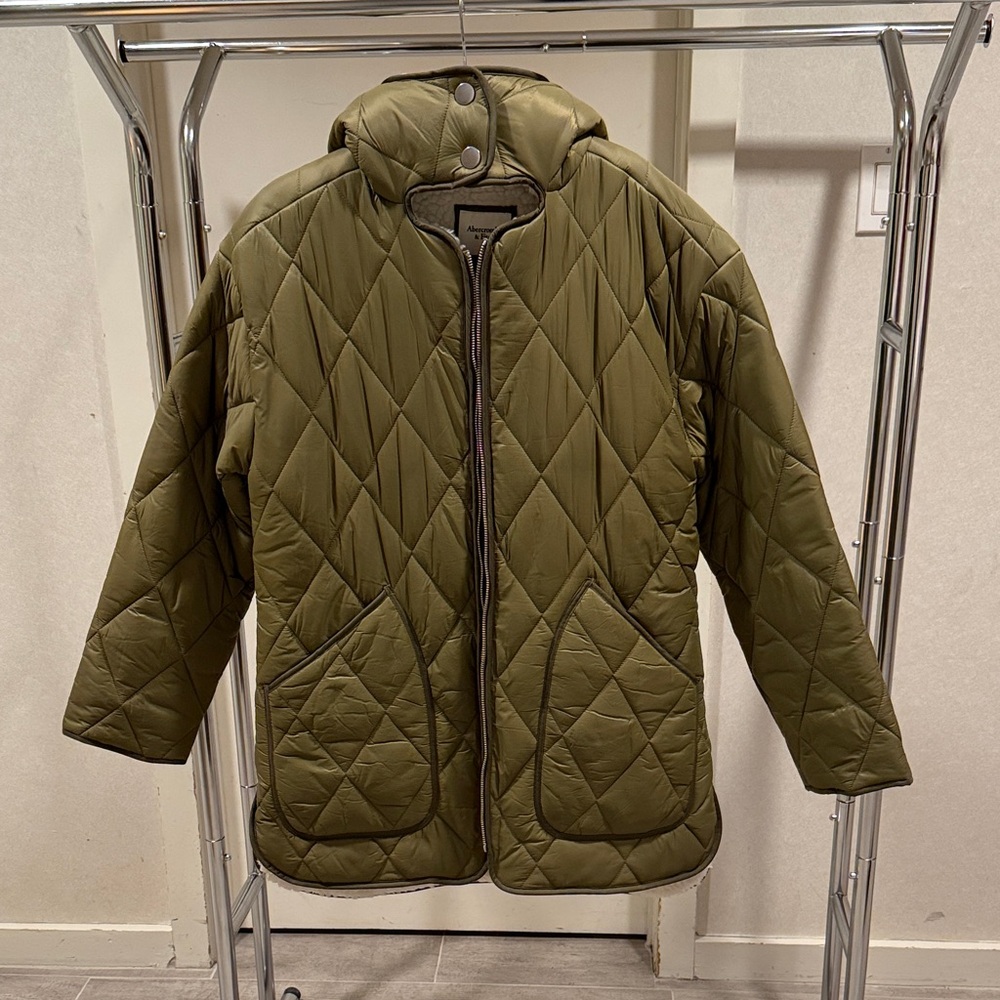 Abercrombie & Fitch White Fleece Jacket